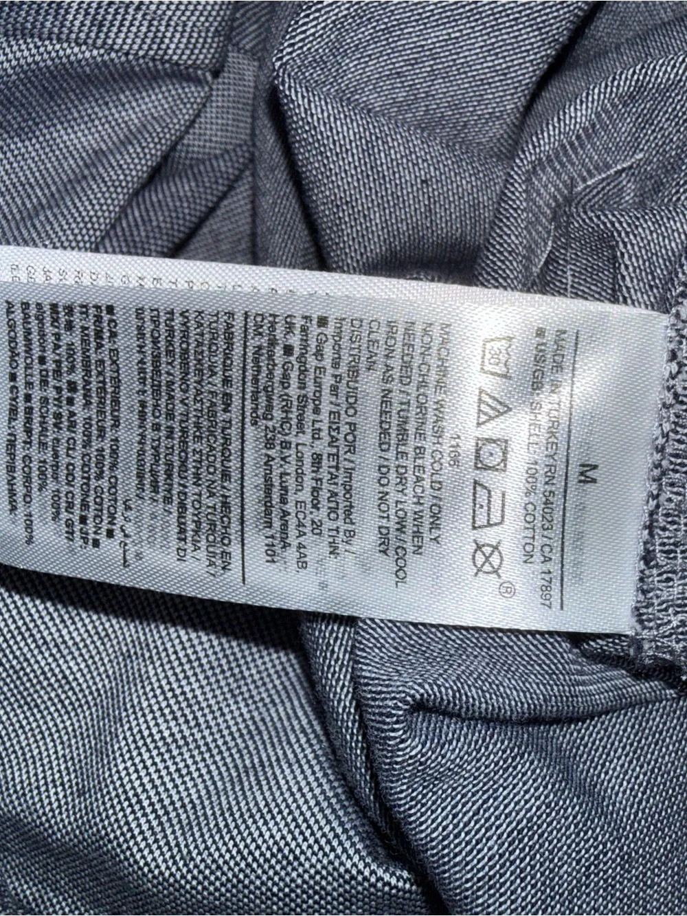 Banana Republic Men’s Luxury touch Gray Polo with Button-Down Collar